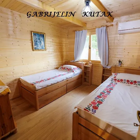 Gabrielin Kutak Holiday home